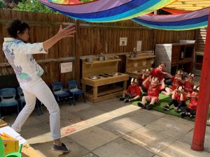 Liz Frost and children from Kids Inc